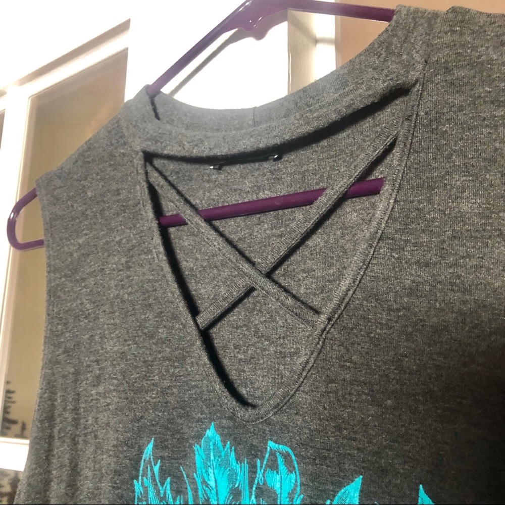 Bundle Trade** Boutique Cut-out Muscle Tee M - Picture 3 of 6